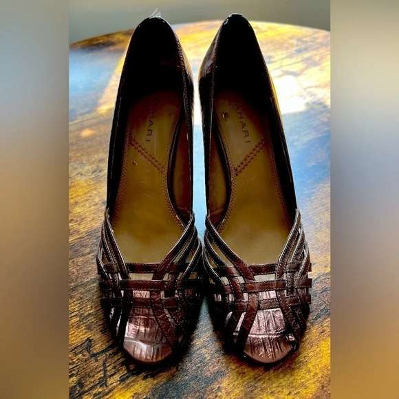 TAHARI | Mel ladies high heeled peep to shoes. Size: 9M. - Picture 1 of 11